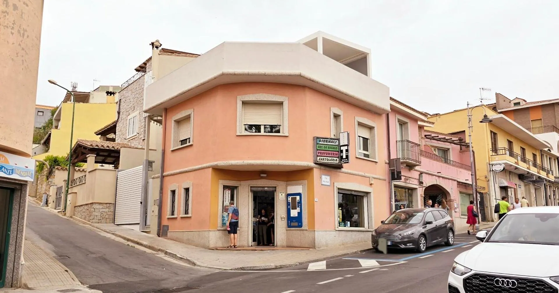 Via Del Mare Angolo Via Cavour 2 Iun R1784 Villasimius Italy